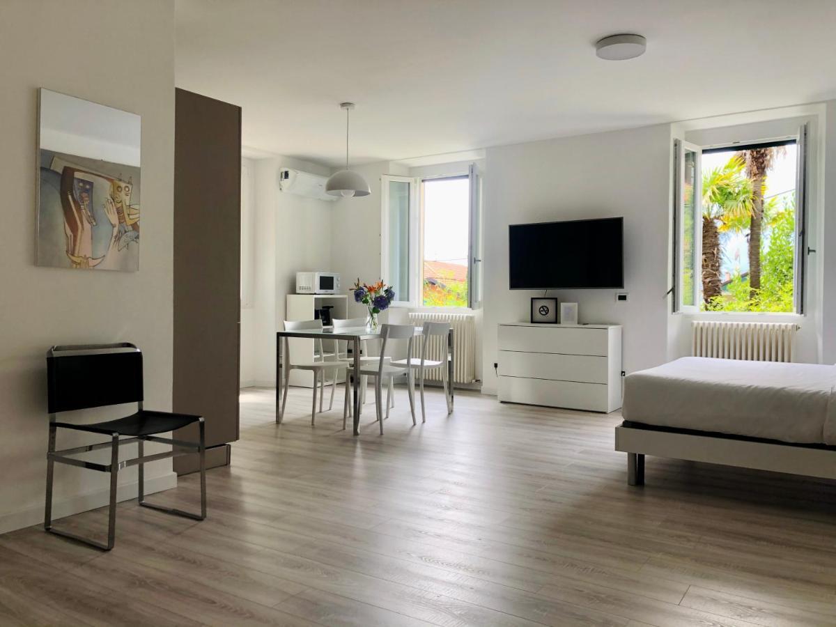 Le Campane Studio Apartment Bellagio Exterior photo